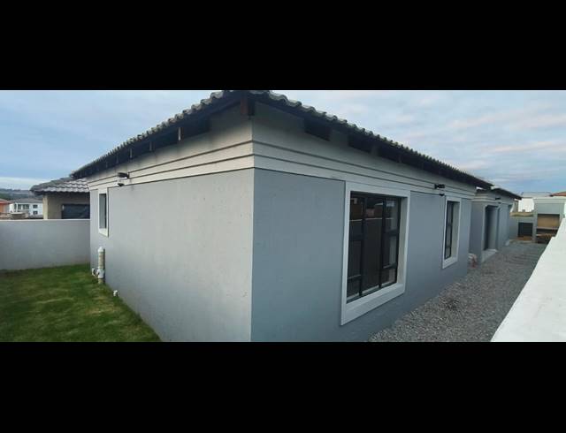 3 BEDROOM HOUSE FOR SALE IN MUNSIEVILLE SOUTH